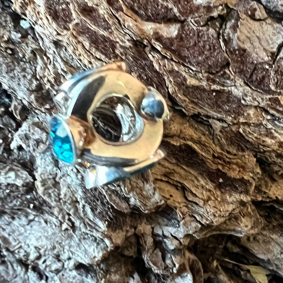 New Chamilia Multi Swarovski Crystals Charm Splendid Marquis Sterling Beach - Picture 9 of 10